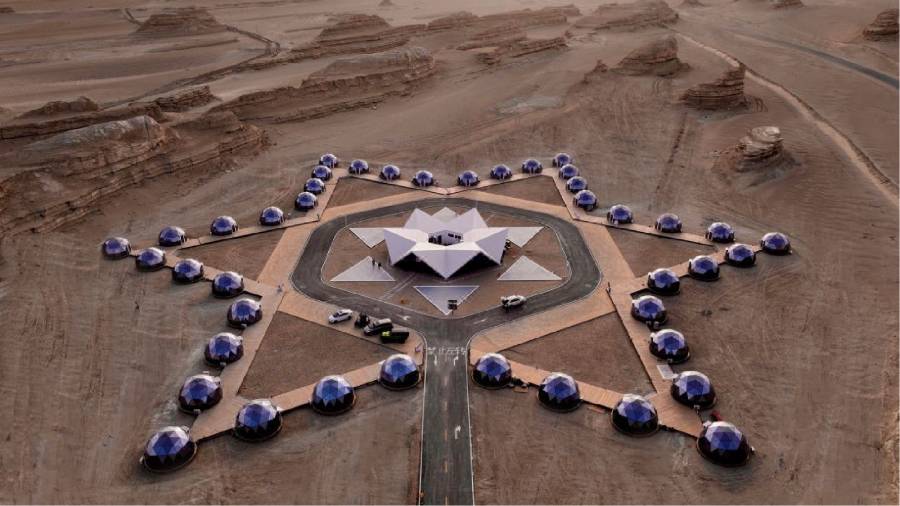 火星移民预演场——模拟外星环境的极端生存训练嘉定区户外野奢帐篷实验项目